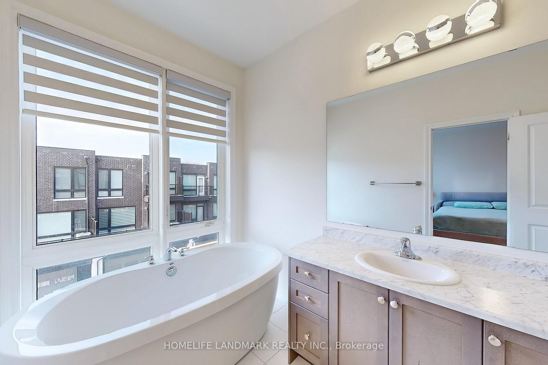 Photo 26 of 14 Breyworth Road, Markham, Victoria Square — HOMEH