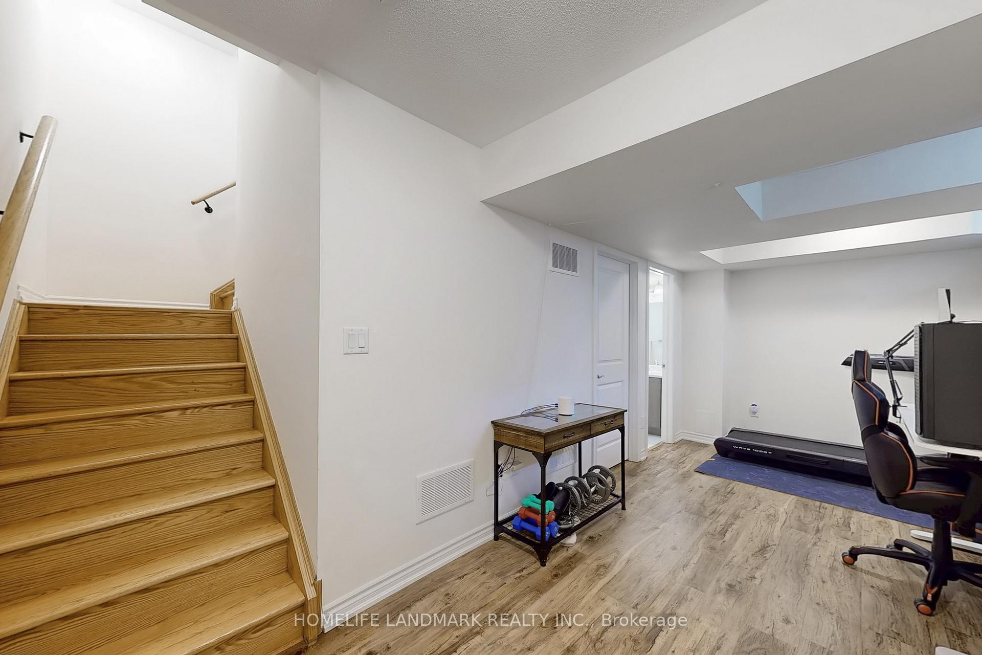 Photo 33 of 14 Breyworth Road, Markham, Victoria Square — HOMEH