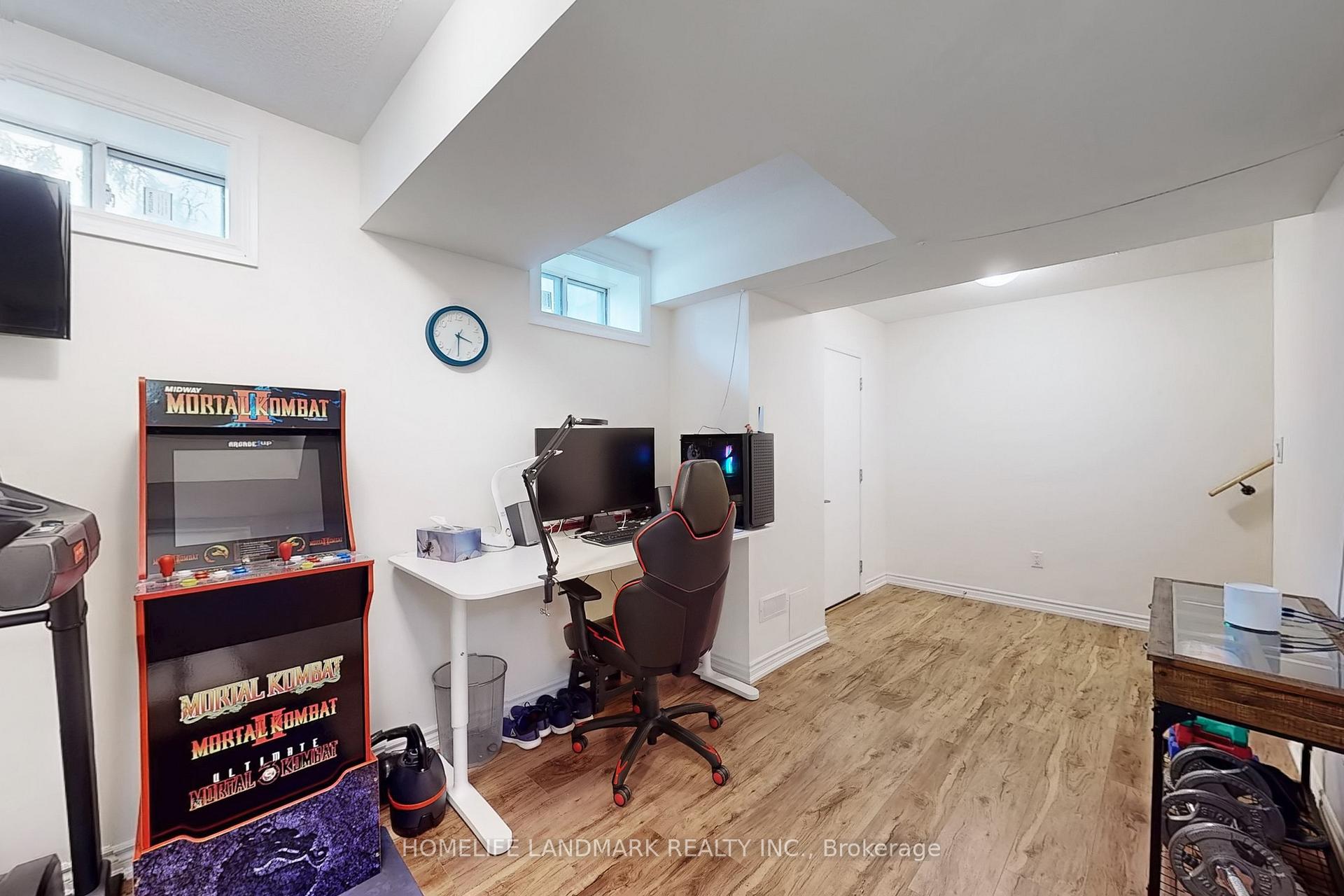 Photo 35 of 14 Breyworth Road, Markham, Victoria Square — HOMEH