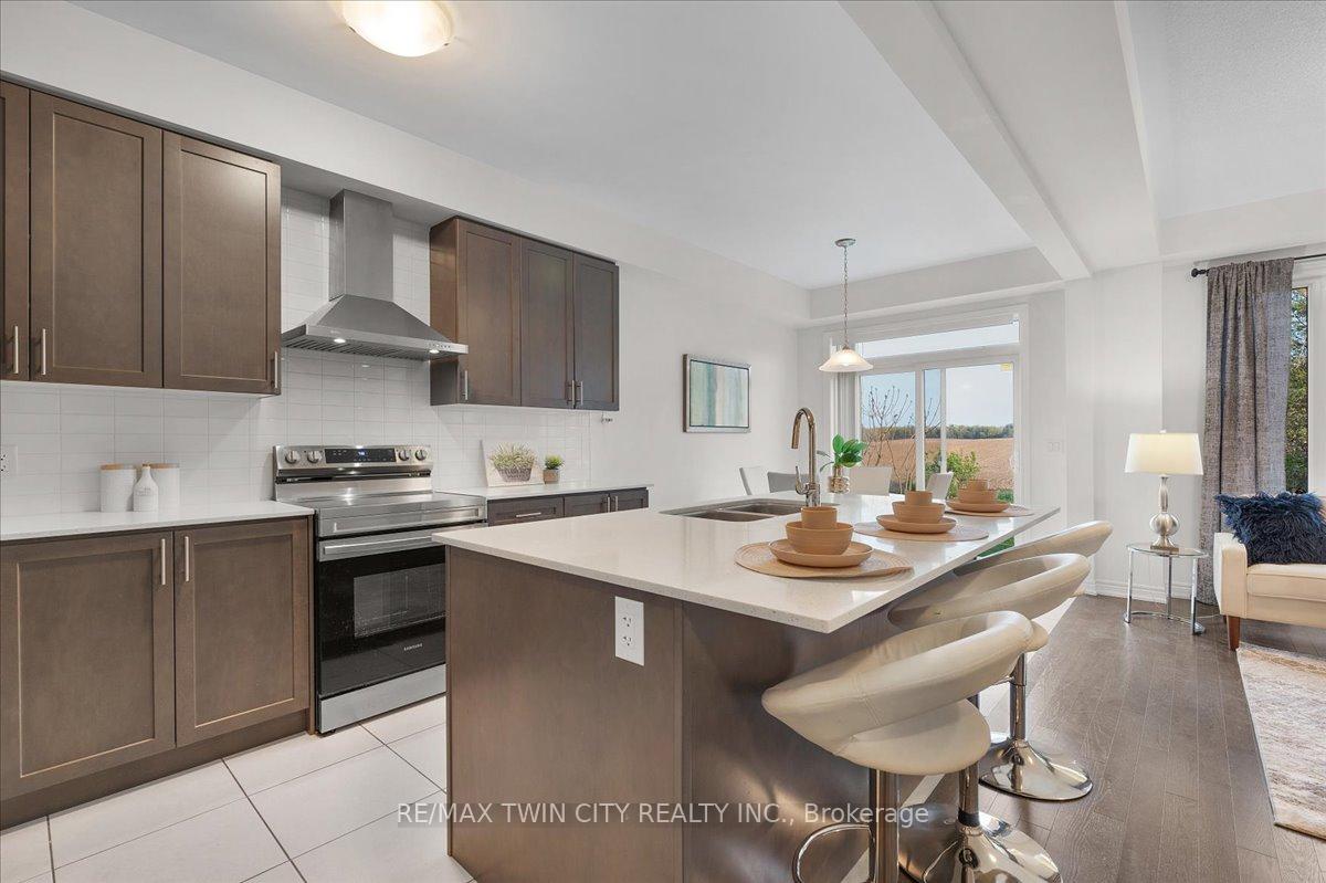 Photo 7 of 172 Broadacre Drive, Kitchener — HOMEH