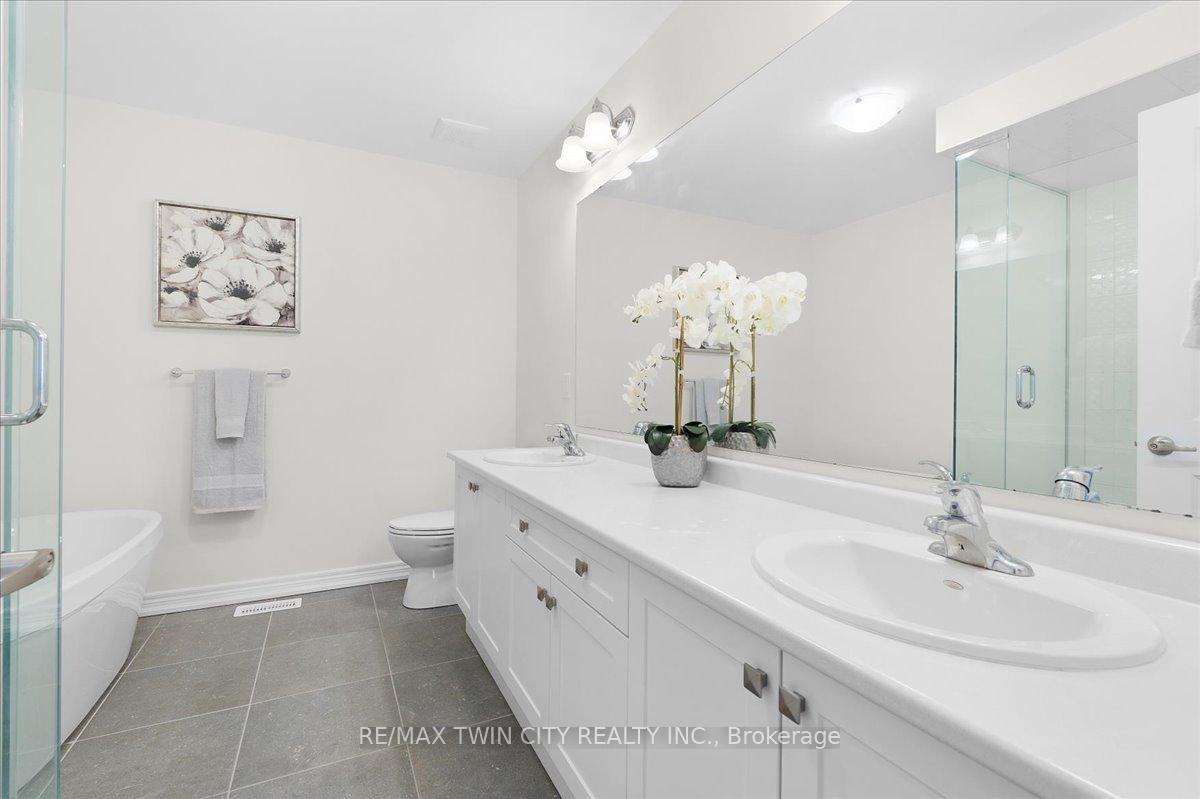 Photo 25 of 172 Broadacre Drive, Kitchener — HOMEH