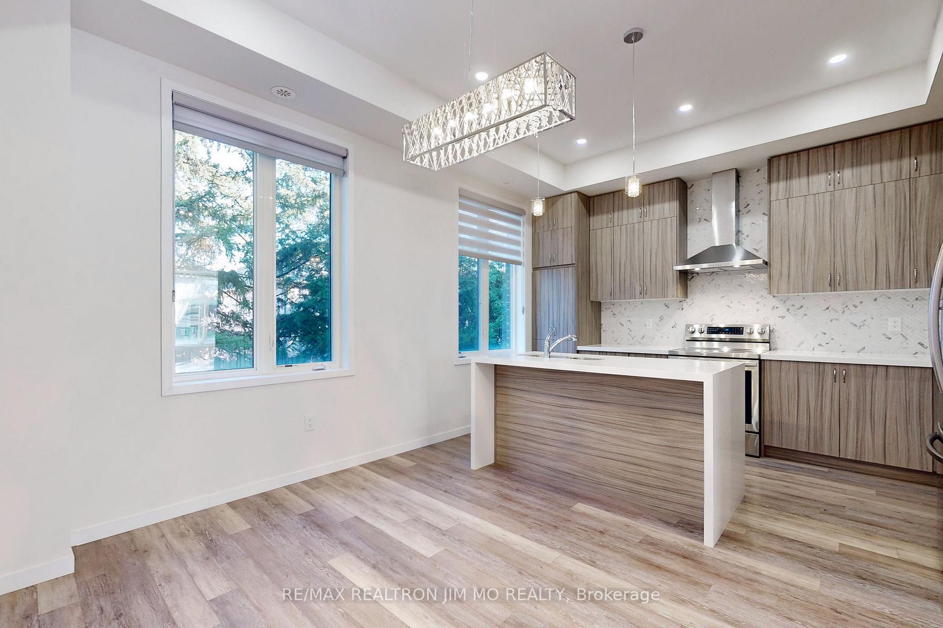 Photo 3 of 37 Armillo Place, Markham, Wismer — HOMEH