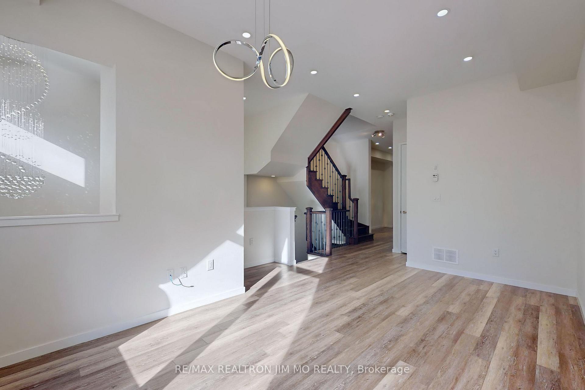Photo 14 of 37 Armillo Place, Markham, Wismer — HOMEH