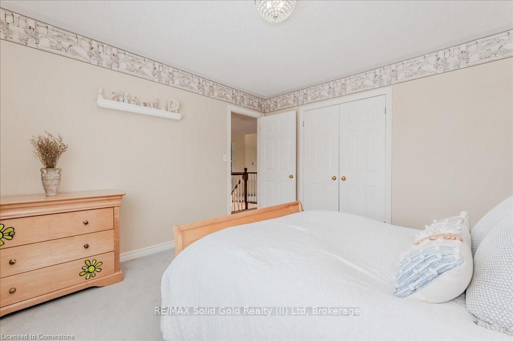 Photo 21 of 15 Trelawney Street, Kitchener — HOMEH