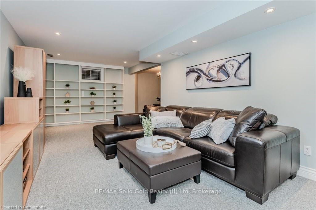 Photo 36 of 15 Trelawney Street, Kitchener — HOMEH