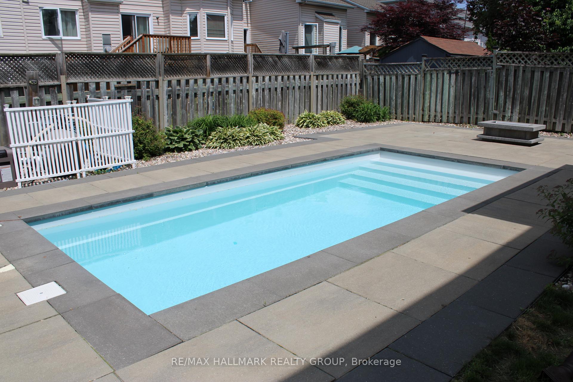 Photo 4 of 47 Emerald Meadows Drive, Ottawa, Kanata - Emerald Meadows/Trailwest — HOMEH