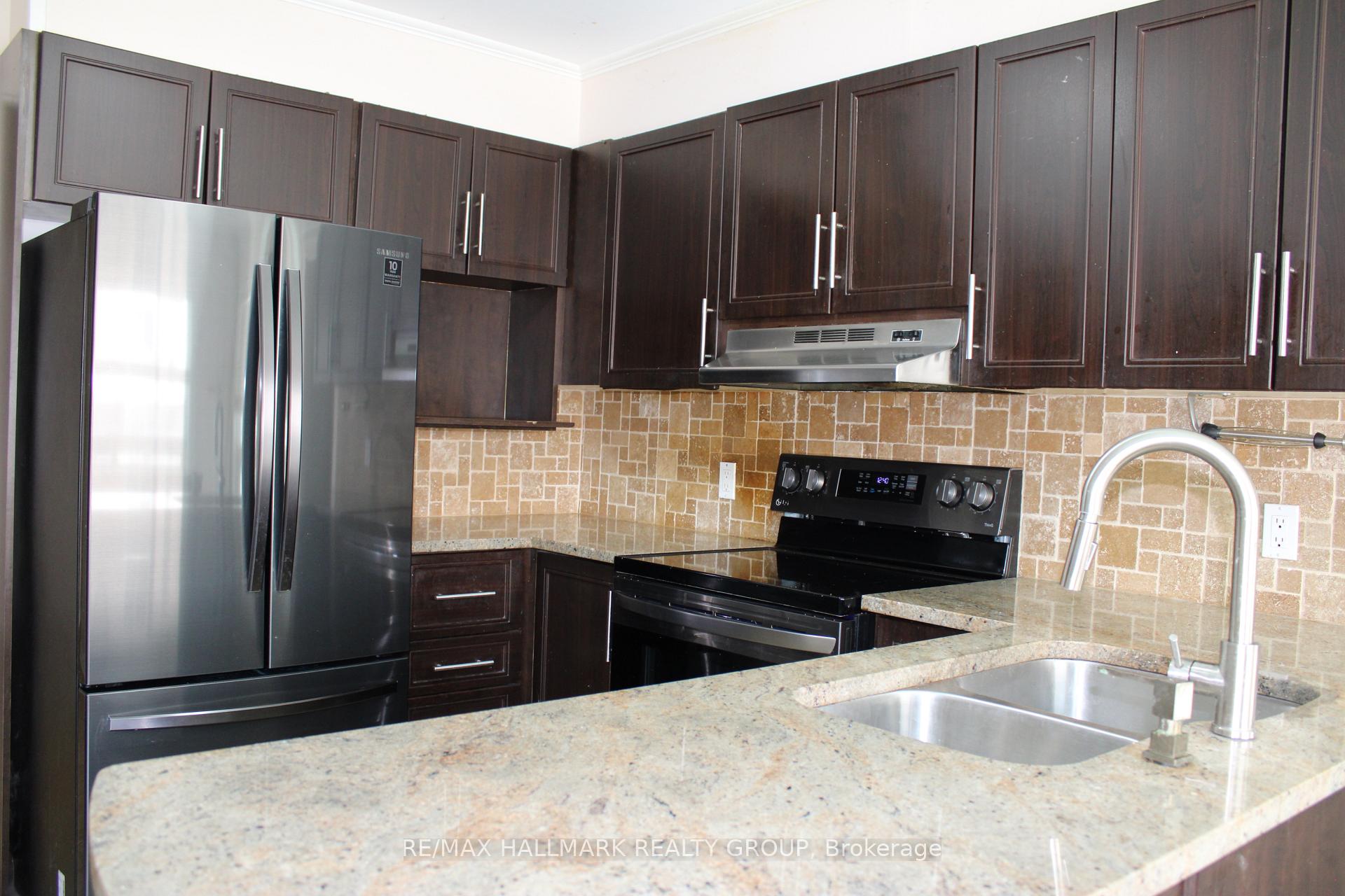 Photo 9 of 47 Emerald Meadows Drive, Ottawa, Kanata - Emerald Meadows/Trailwest — HOMEH