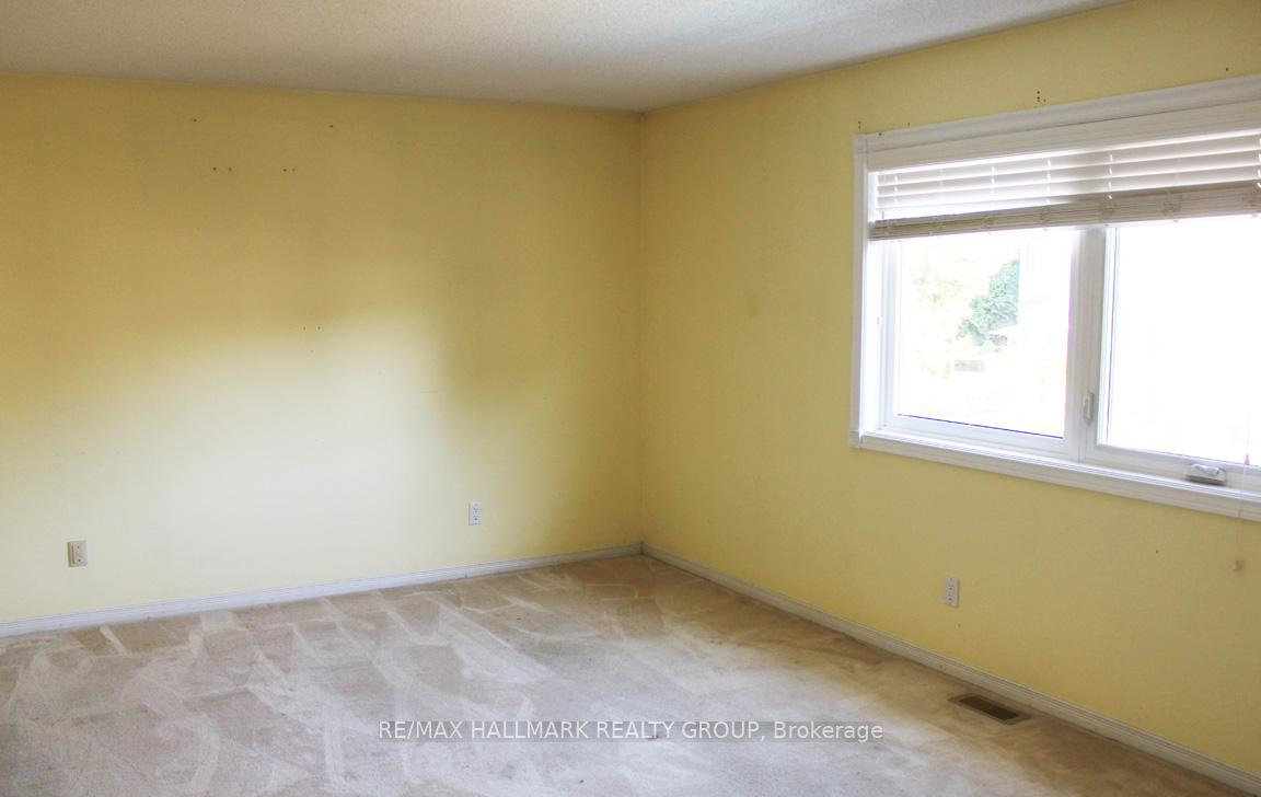 Photo 23 of 47 Emerald Meadows Drive, Ottawa, Kanata - Emerald Meadows/Trailwest — HOMEH