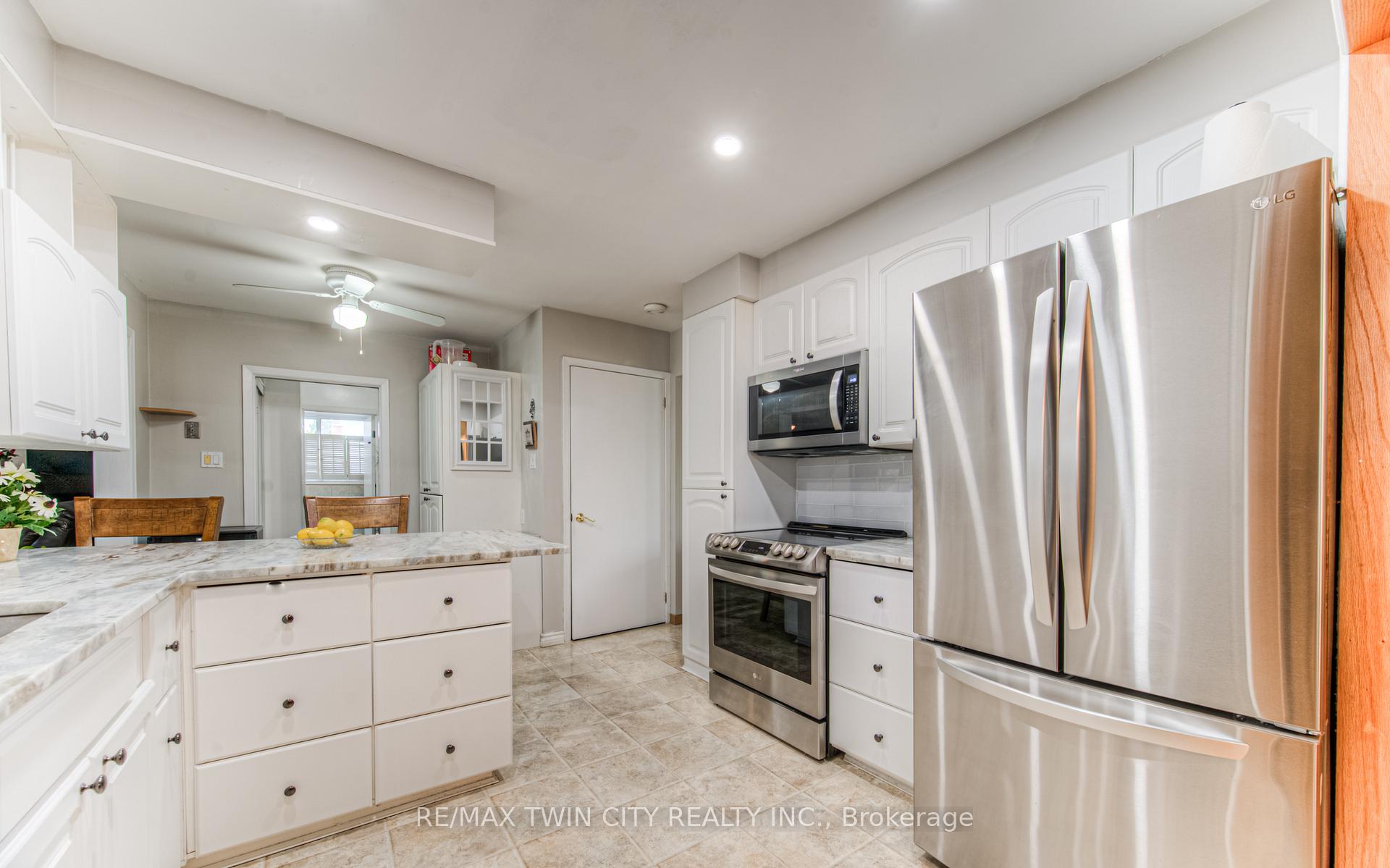 Photo 7 of 590 Manchester Road, Kitchener — HOMEH
