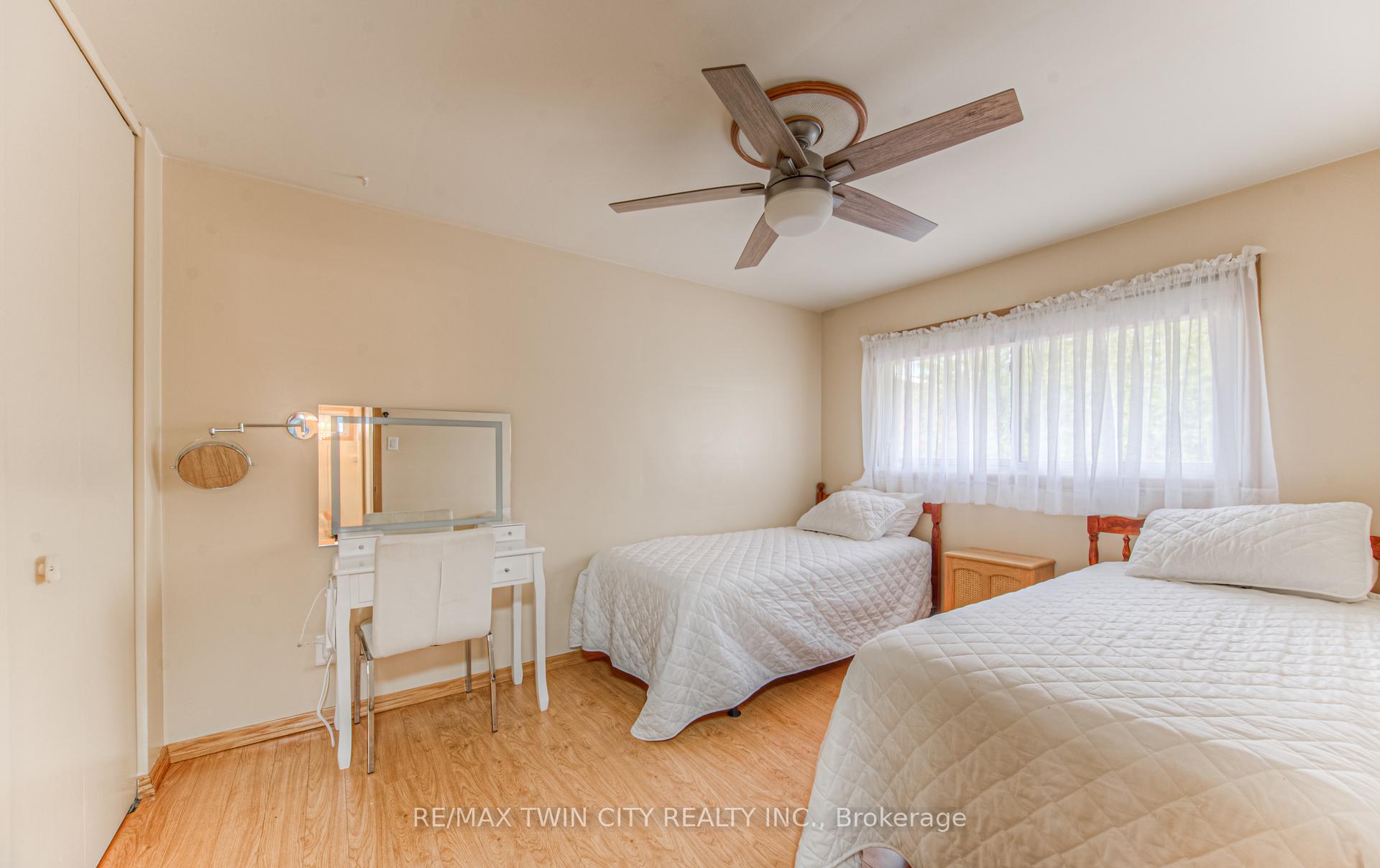 Photo 16 of 590 Manchester Road, Kitchener — HOMEH