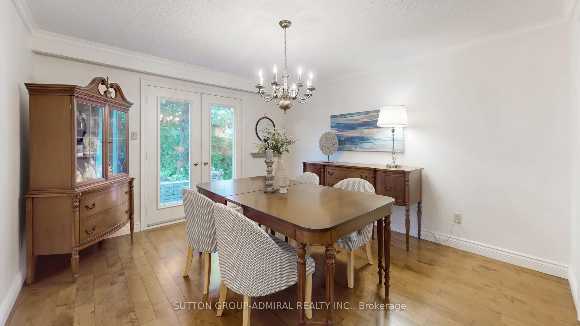 Photo 12 of 3 Blue Spruce Lane, Markham, Royal Orchard — HOMEH