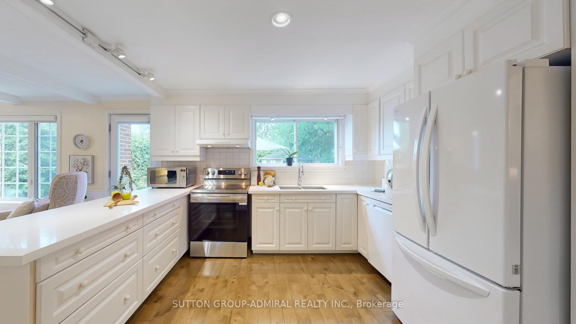 Photo 20 of 3 Blue Spruce Lane, Markham, Royal Orchard — HOMEH