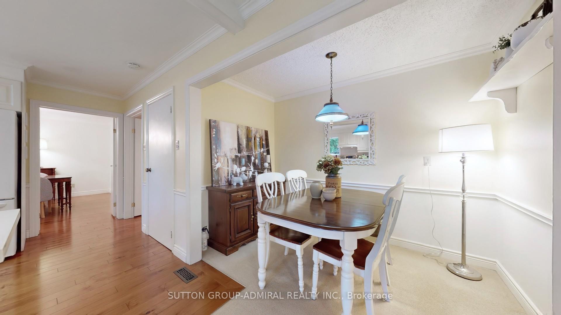 Photo 22 of 3 Blue Spruce Lane, Markham, Royal Orchard — HOMEH