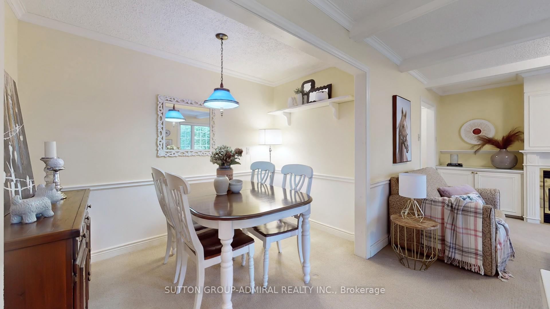 Photo 23 of 3 Blue Spruce Lane, Markham, Royal Orchard — HOMEH