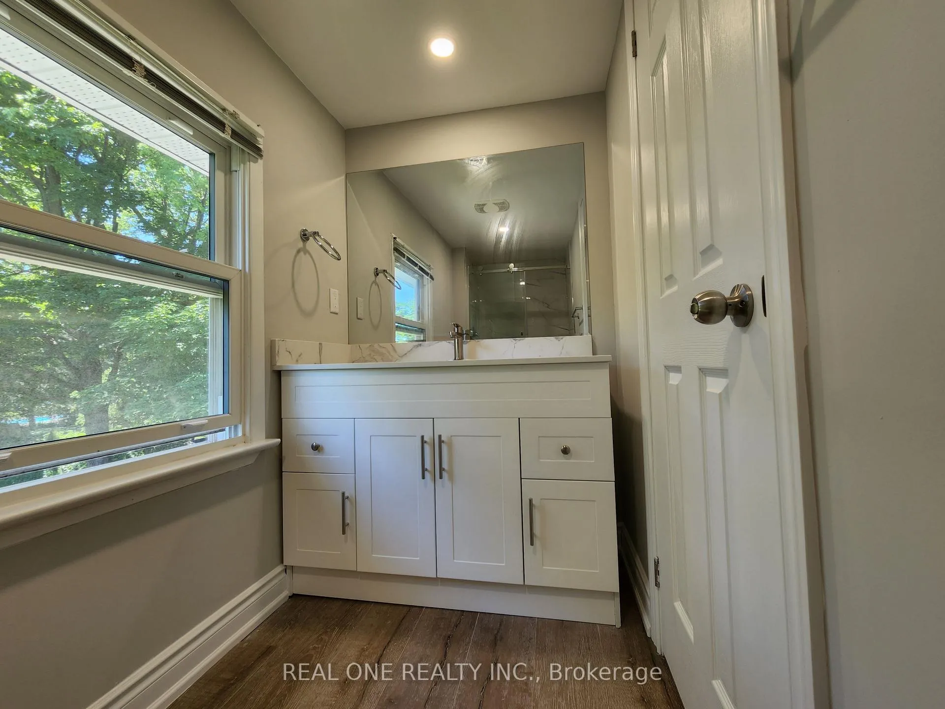 Photo 16 of 9 Erlane Avenue, Markham, Bullock — HOMEH