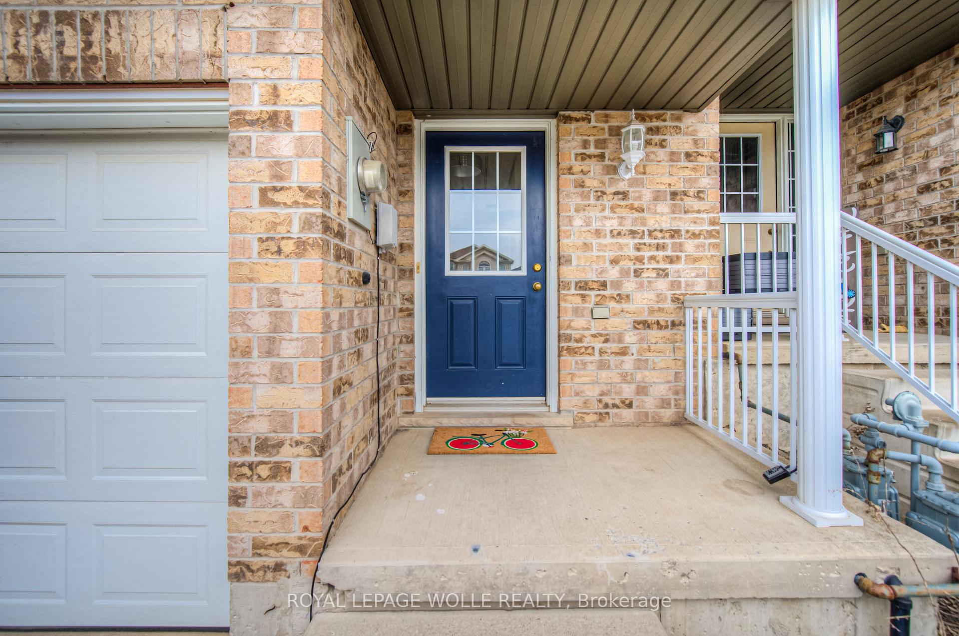 Photo 2 of 30 Chantilly Street, Kitchener, Huron Park — HOMEH