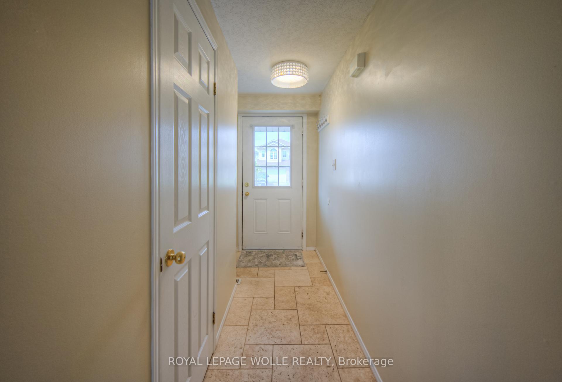 Photo 3 of 30 Chantilly Street, Kitchener, Huron Park — HOMEH