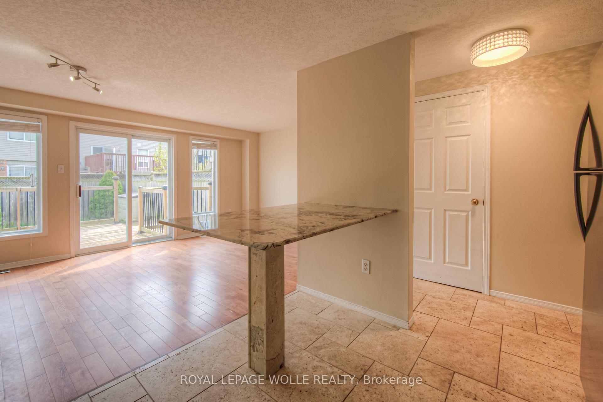 Photo 18 of 30 Chantilly Street, Kitchener, Huron Park — HOMEH