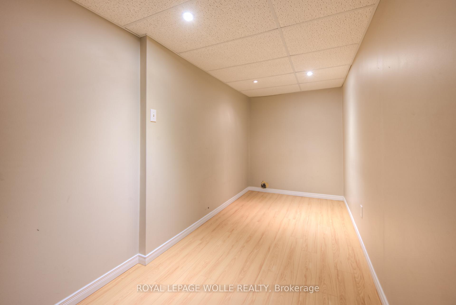 Photo 25 of 30 Chantilly Street, Kitchener, Huron Park — HOMEH