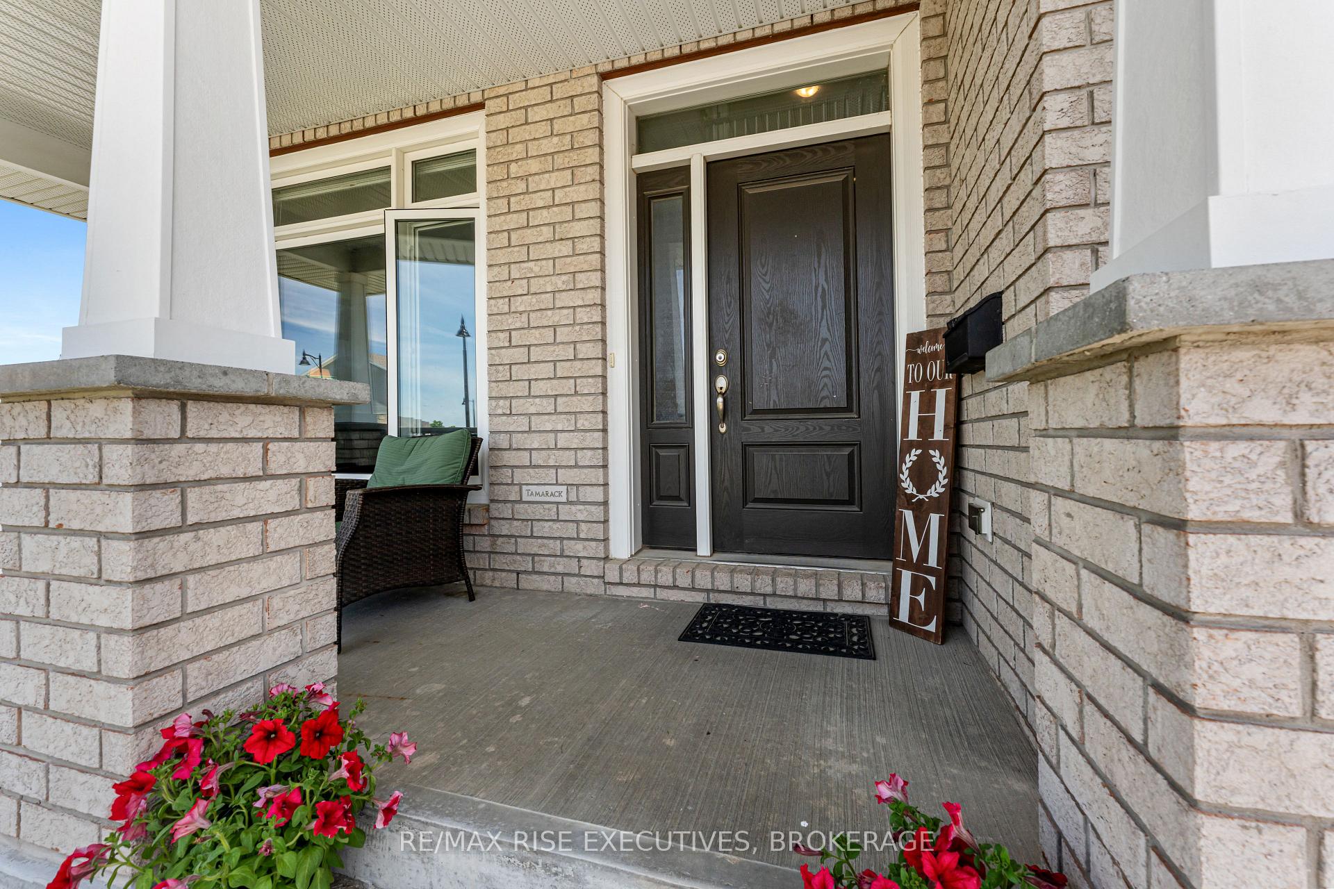 Photo 2 of 1118 Woodhaven Drive, Kingston, City Northwest — HOMEH
