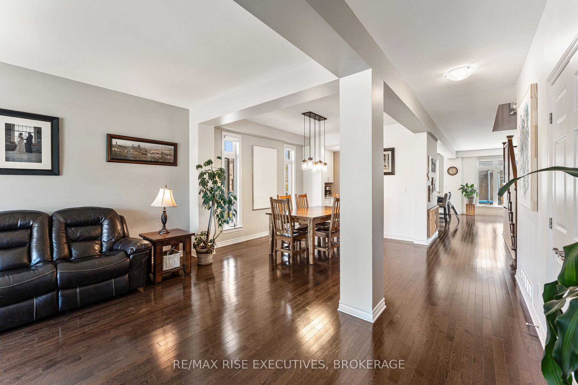 Photo 5 of 1118 Woodhaven Drive, Kingston, City Northwest — HOMEH
