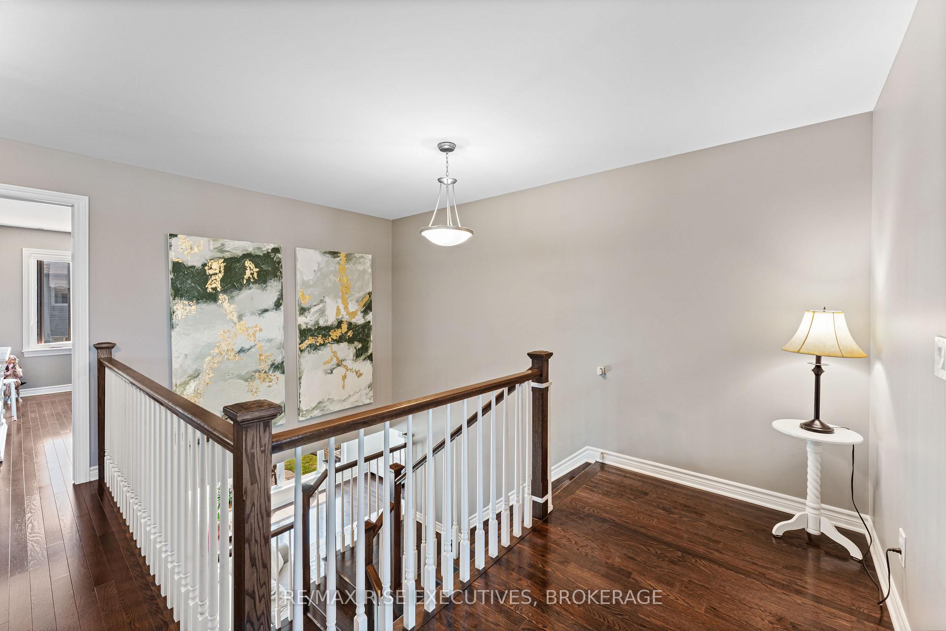 Photo 18 of 1118 Woodhaven Drive, Kingston, City Northwest — HOMEH