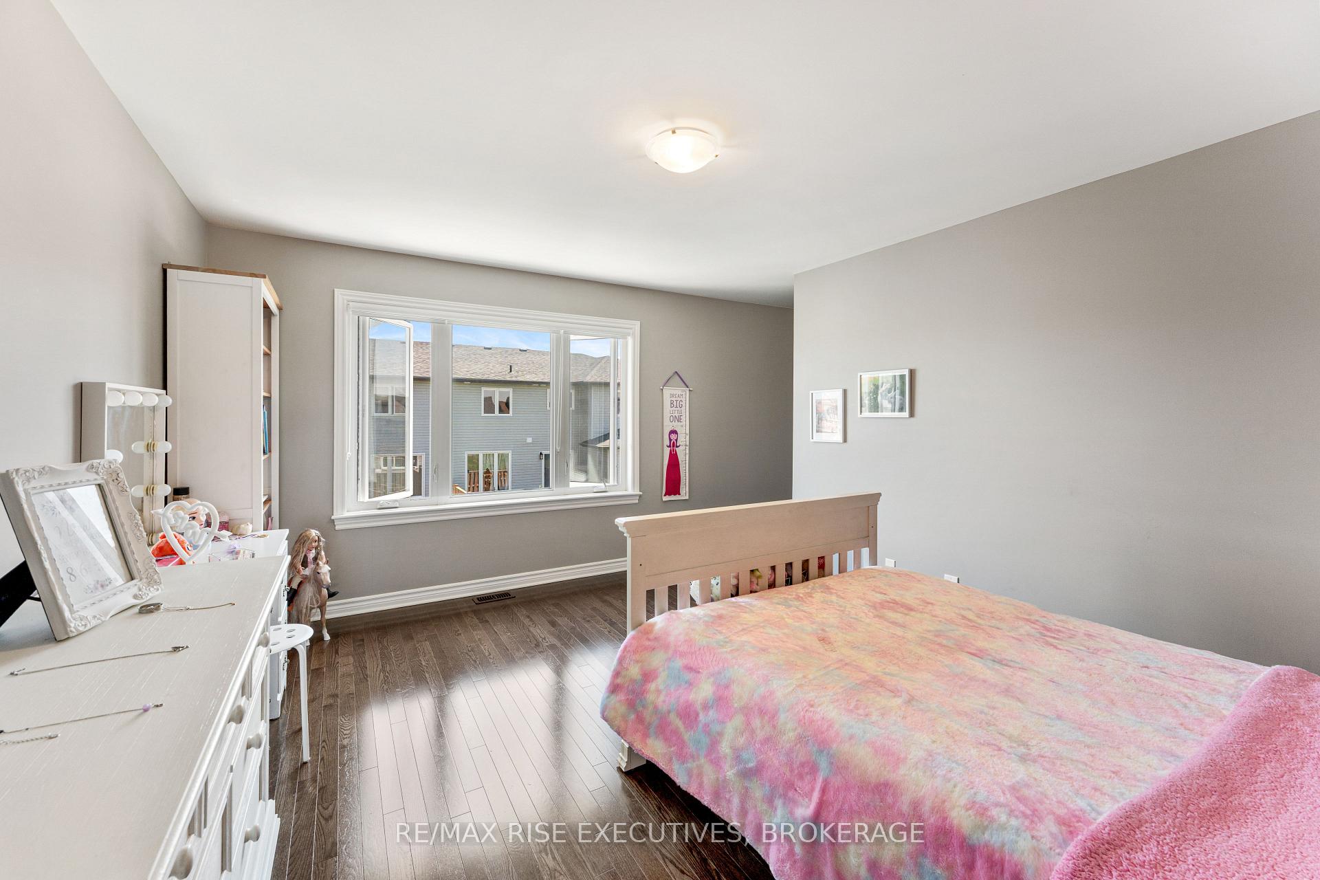 Photo 19 of 1118 Woodhaven Drive, Kingston, City Northwest — HOMEH