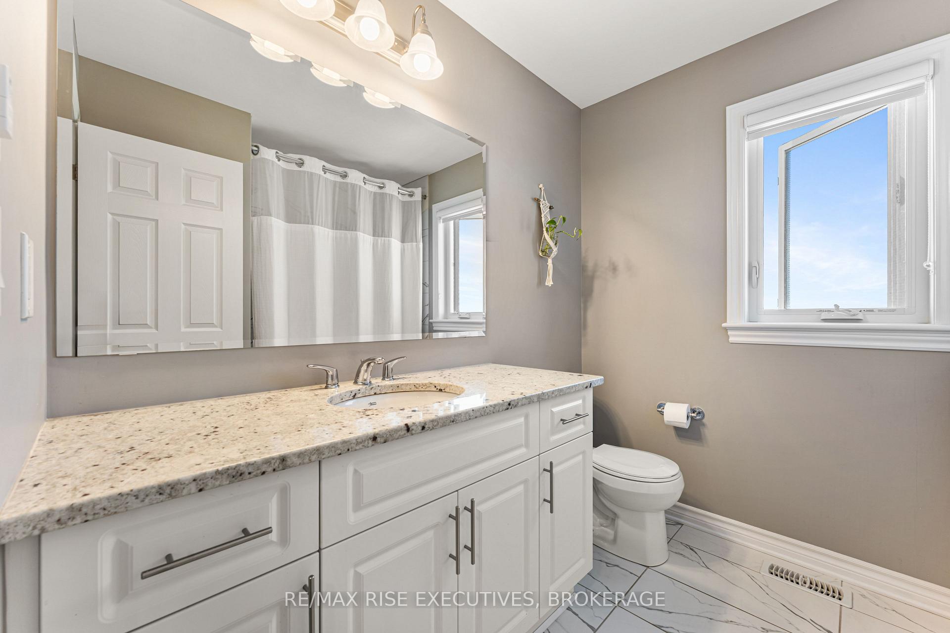 Photo 25 of 1118 Woodhaven Drive, Kingston, City Northwest — HOMEH