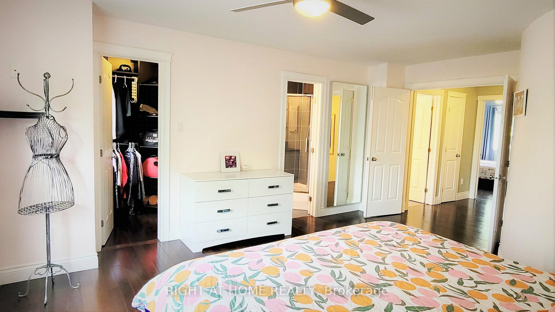 Photo 13 of 542 Aberfoyle Circle, Ottawa, Kanata - Morgan's Grant/South March — HOMEH