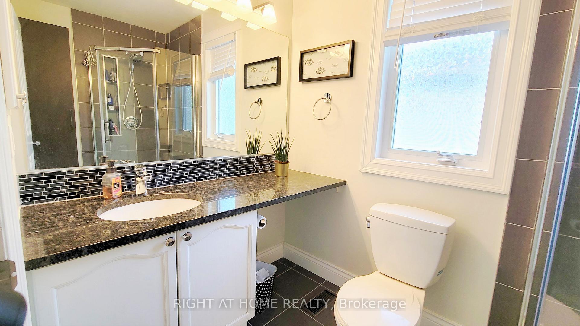 Photo 16 of 542 Aberfoyle Circle, Ottawa, Kanata - Morgan's Grant/South March — HOMEH