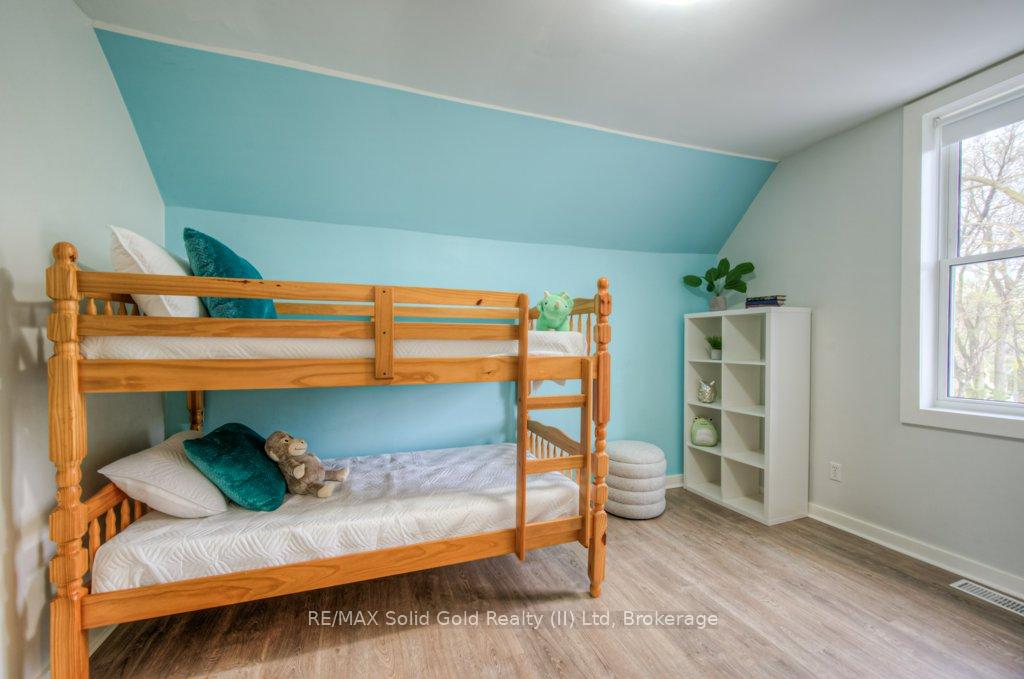 Photo 24 of 158 Waterloo Street, Kitchener — HOMEH