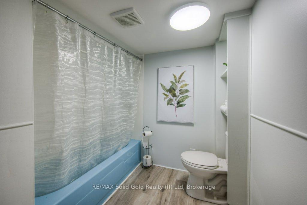 Photo 31 of 158 Waterloo Street, Kitchener — HOMEH