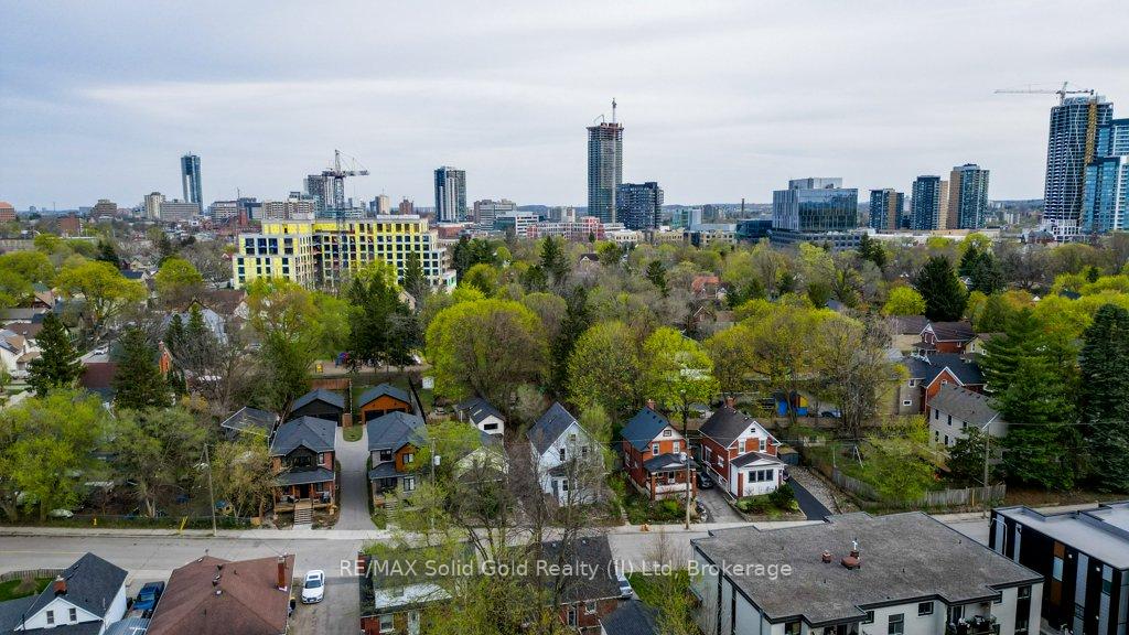 Photo 45 of 158 Waterloo Street, Kitchener — HOMEH