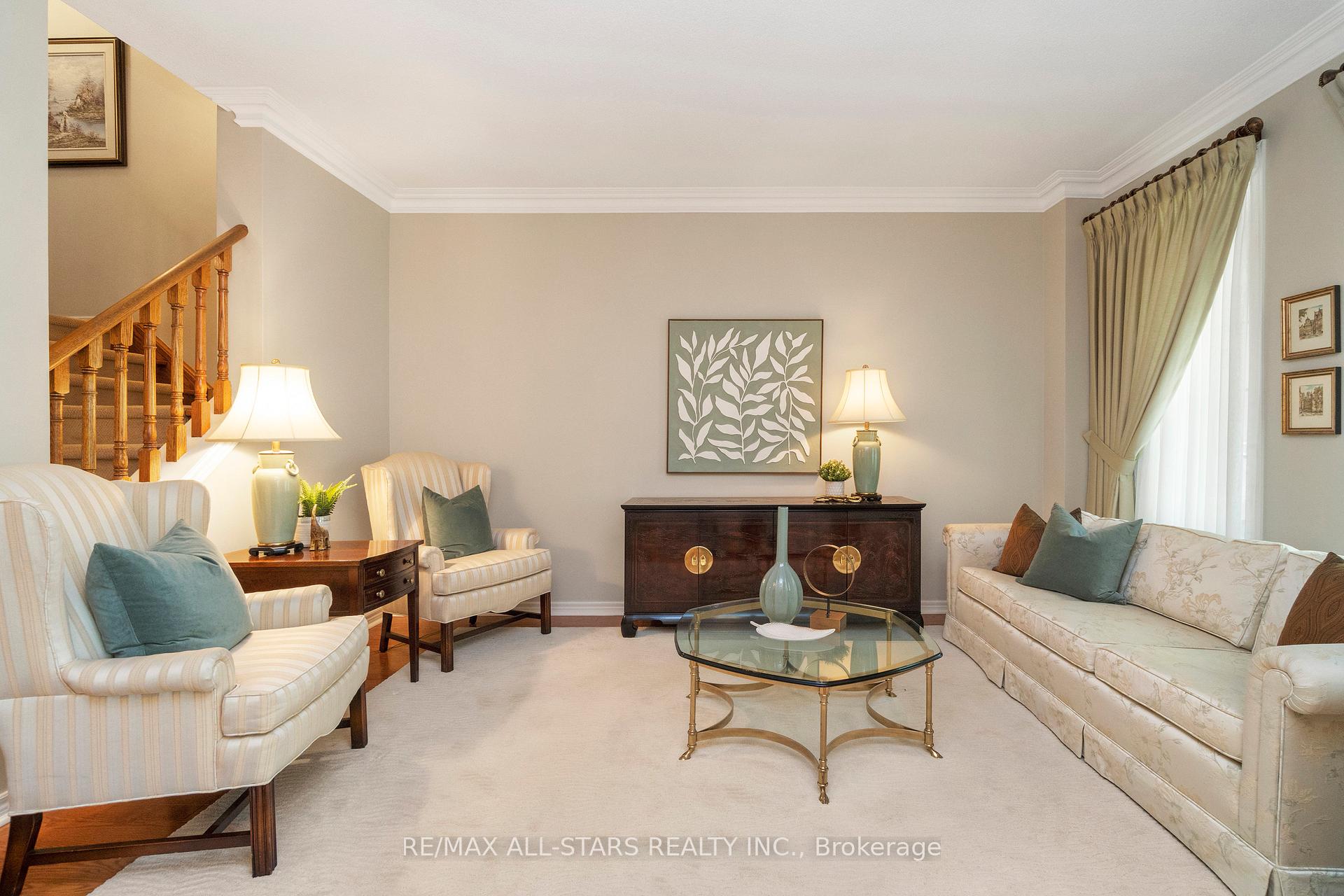 Photo 4 of 123 The Fairways, Markham, Angus Glen — HOMEH