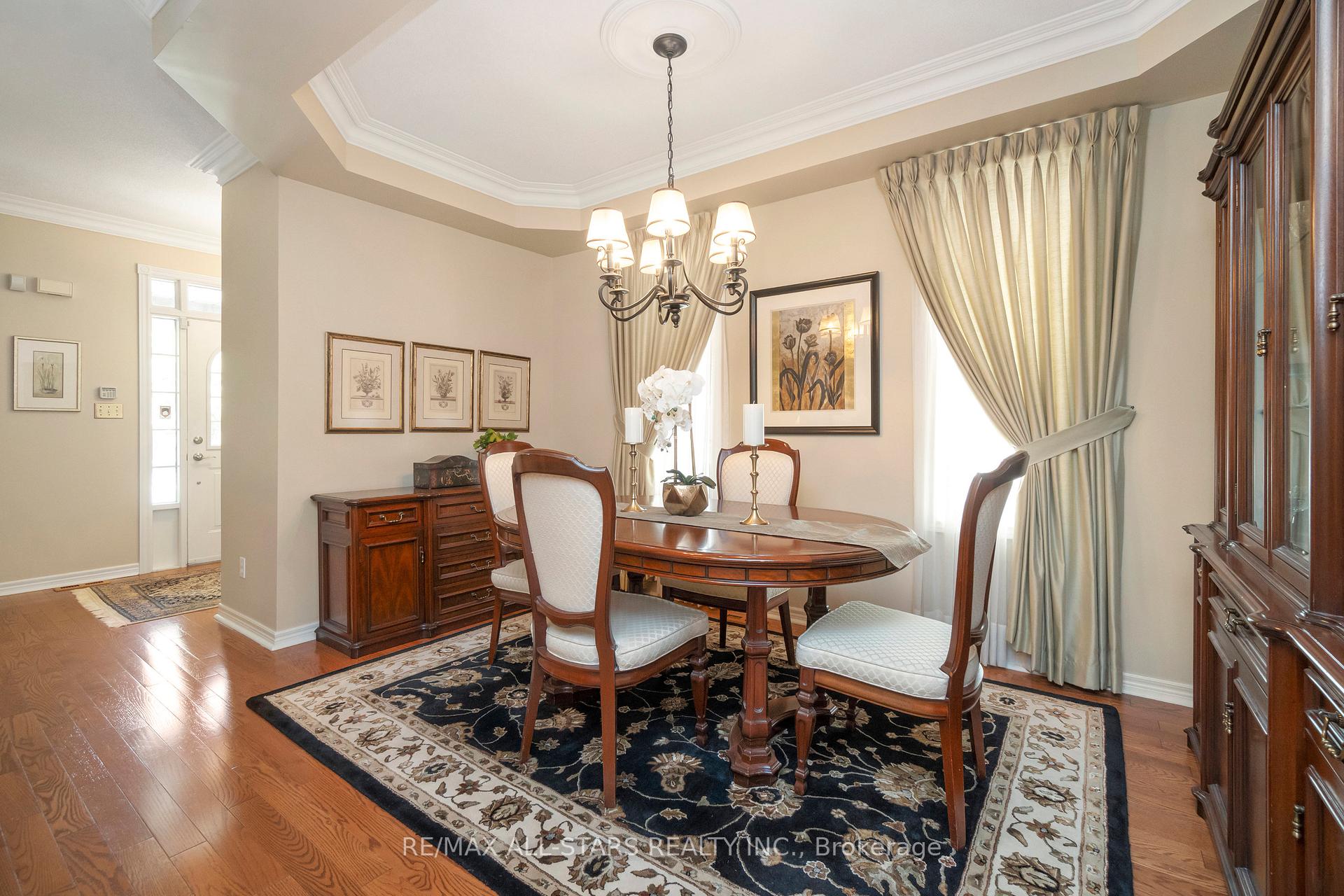 Photo 9 of 123 The Fairways, Markham, Angus Glen — HOMEH