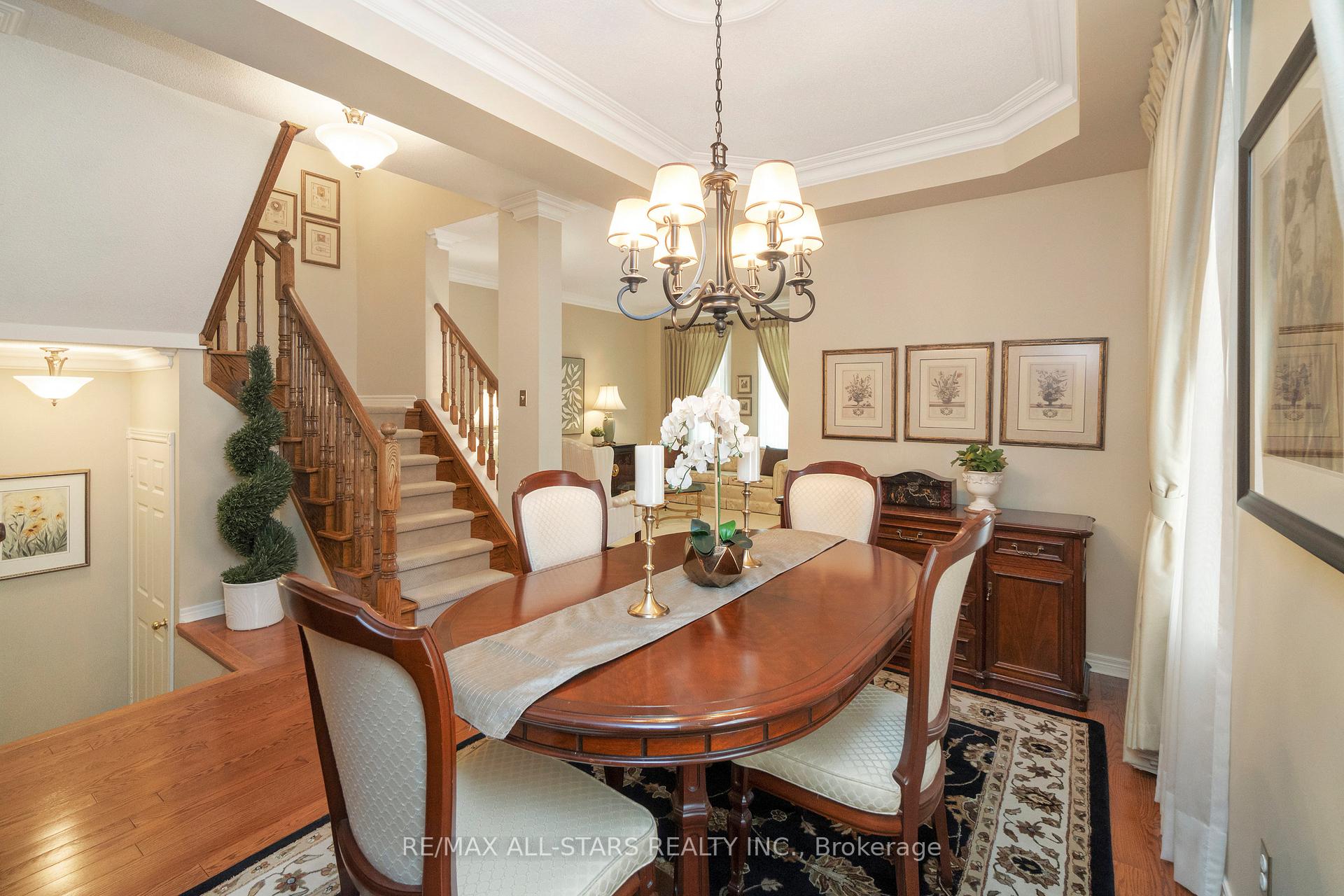 Photo 10 of 123 The Fairways, Markham, Angus Glen — HOMEH