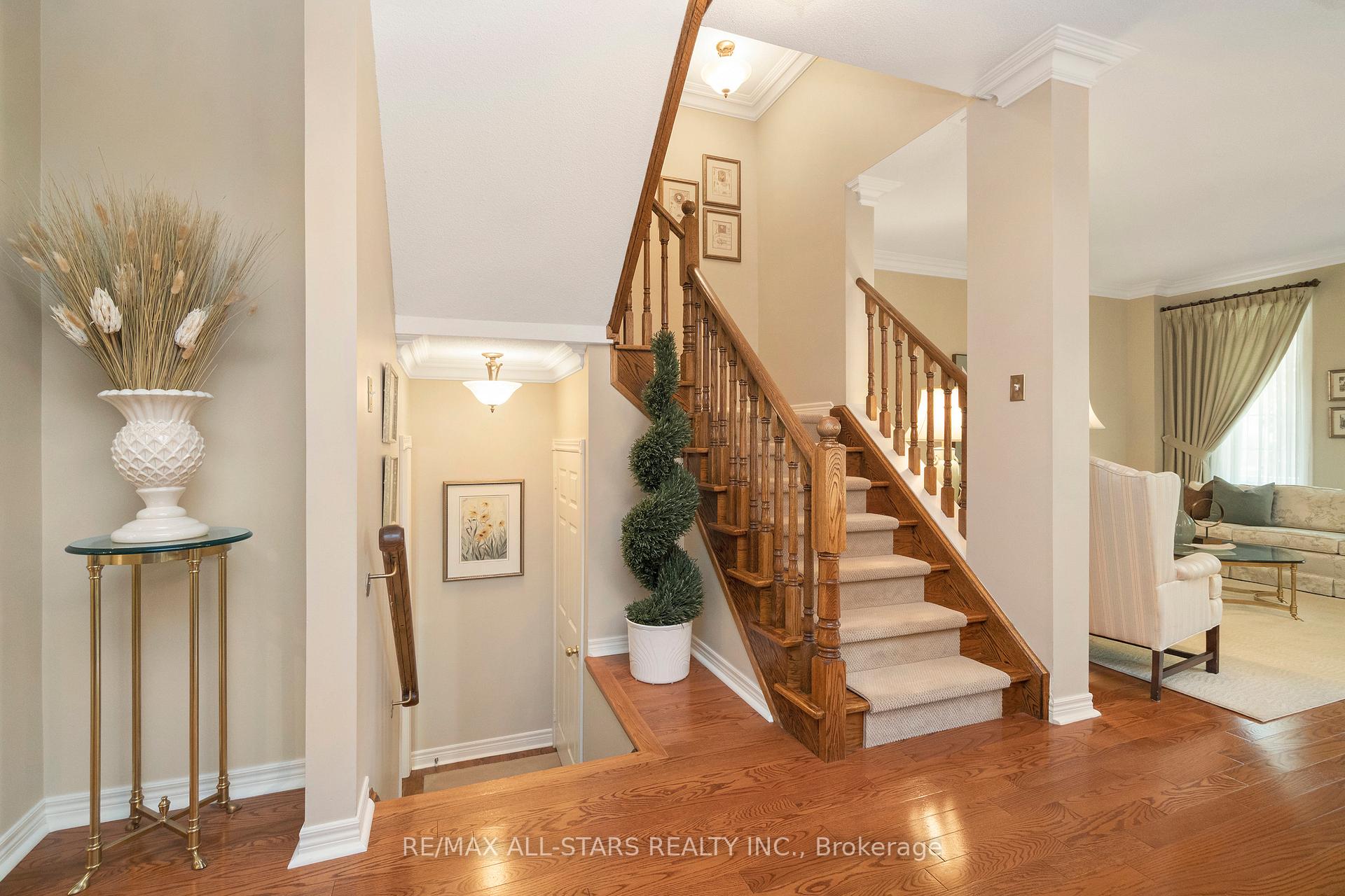 Photo 12 of 123 The Fairways, Markham, Angus Glen — HOMEH