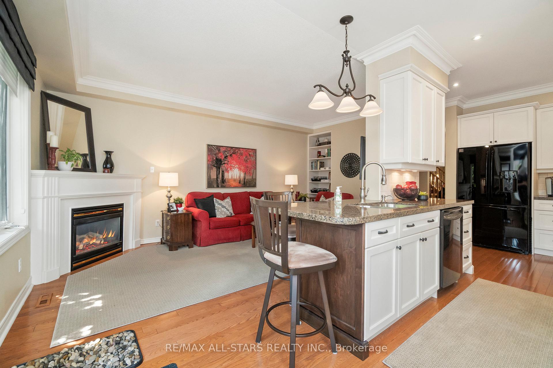 Photo 18 of 123 The Fairways, Markham, Angus Glen — HOMEH