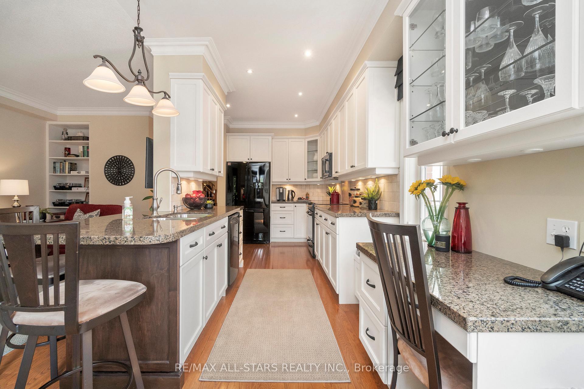 Photo 19 of 123 The Fairways, Markham, Angus Glen — HOMEH
