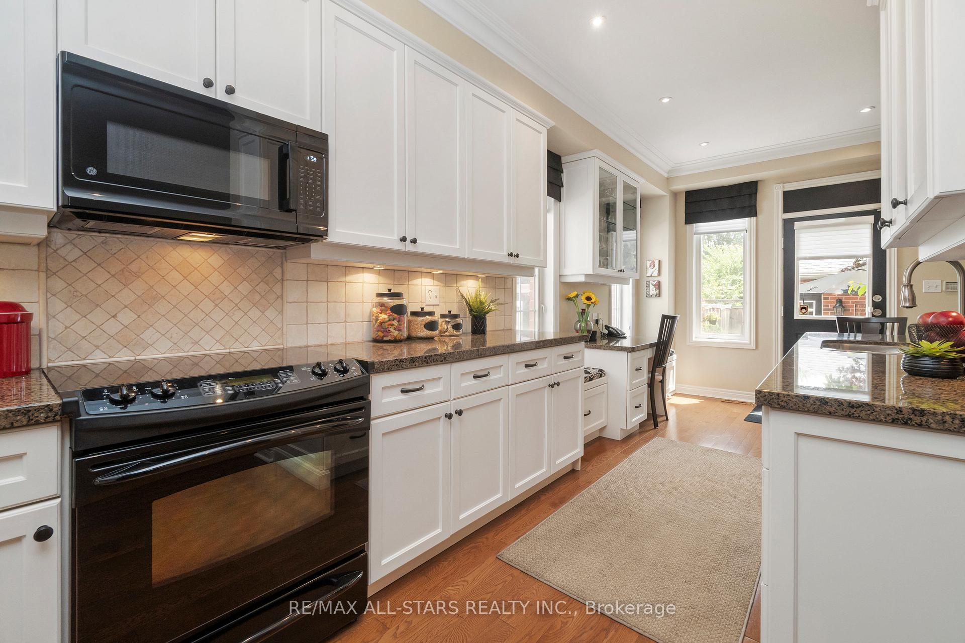 Photo 22 of 123 The Fairways, Markham, Angus Glen — HOMEH
