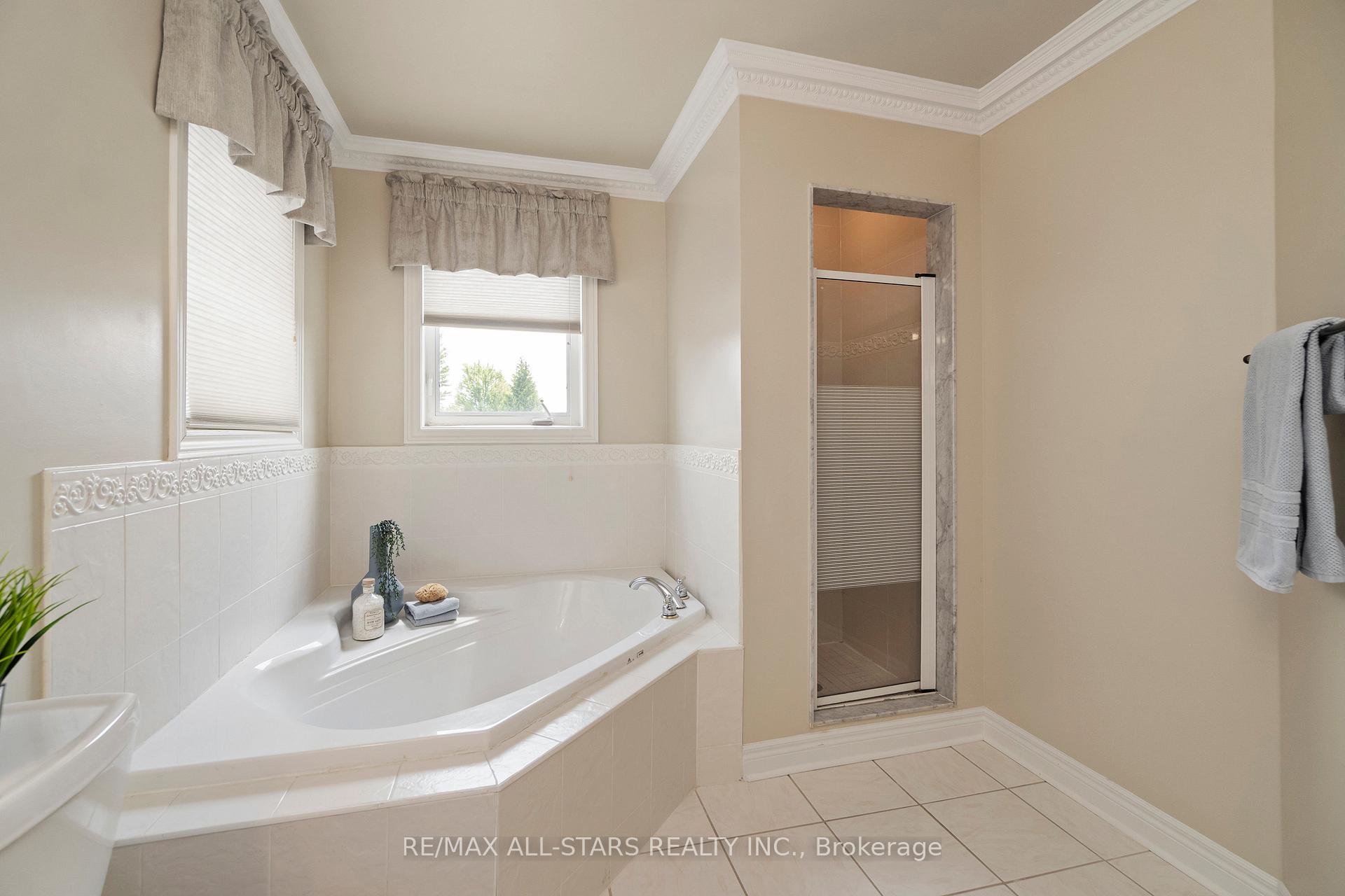 Photo 31 of 123 The Fairways, Markham, Angus Glen — HOMEH