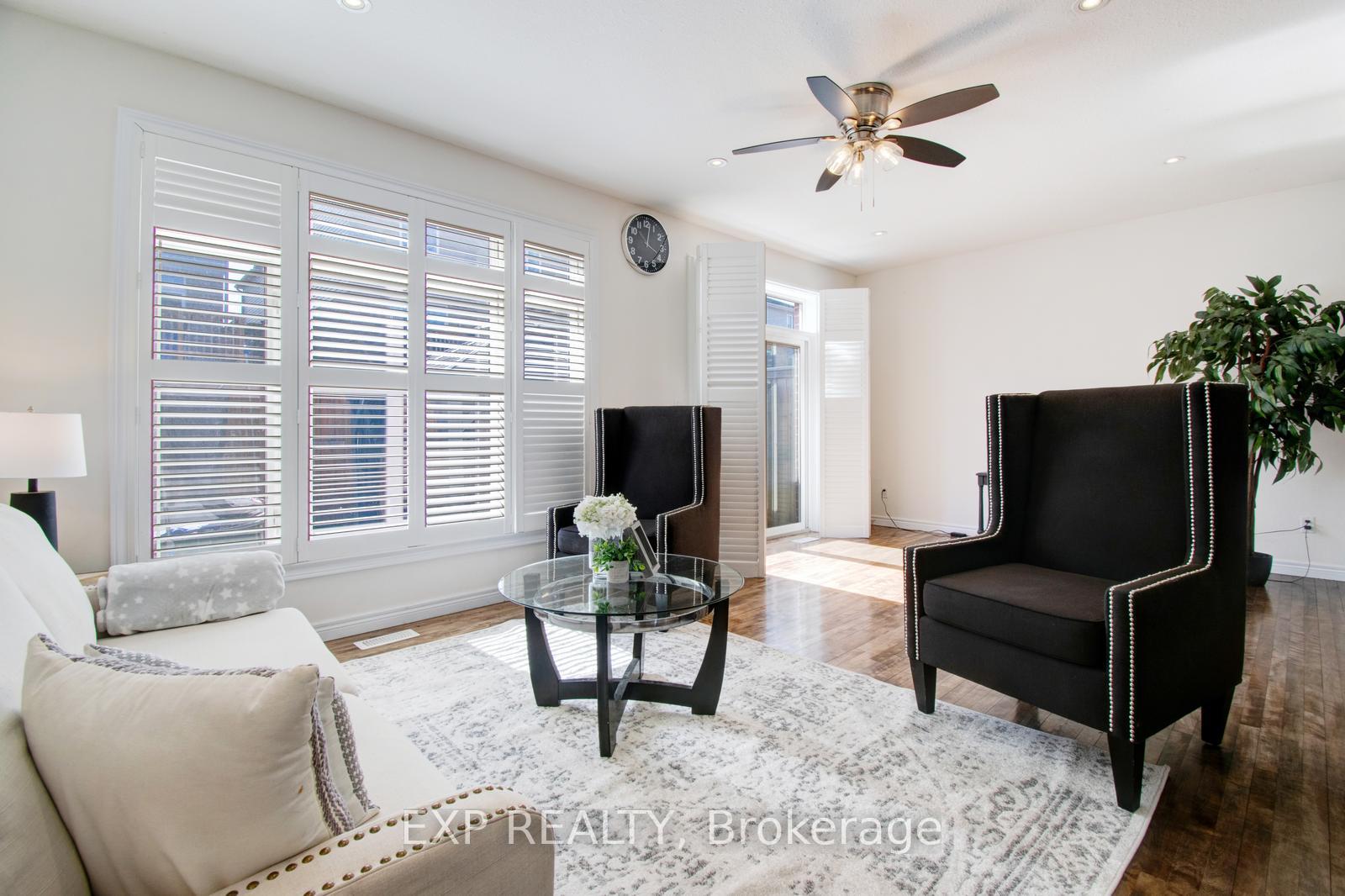 Photo 15 of 14 Willowrun Drive, Kitchener, Grand River South — HOMEH