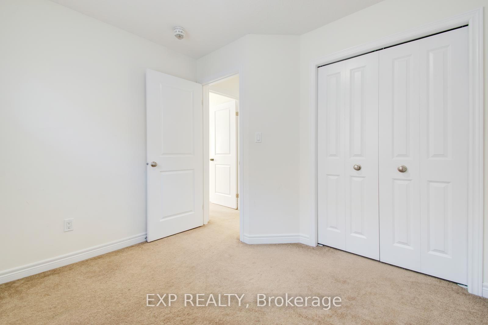 Photo 37 of 14 Willowrun Drive, Kitchener, Grand River South — HOMEH