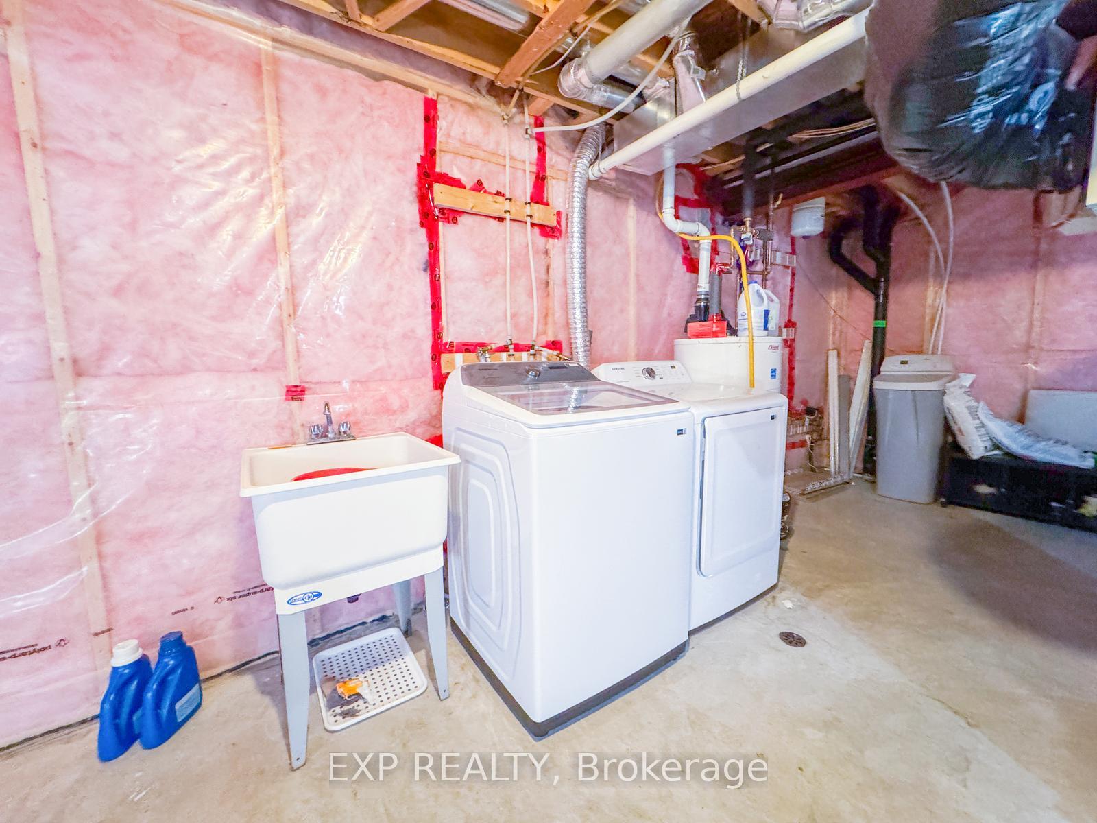 Photo 45 of 14 Willowrun Drive, Kitchener, Grand River South — HOMEH