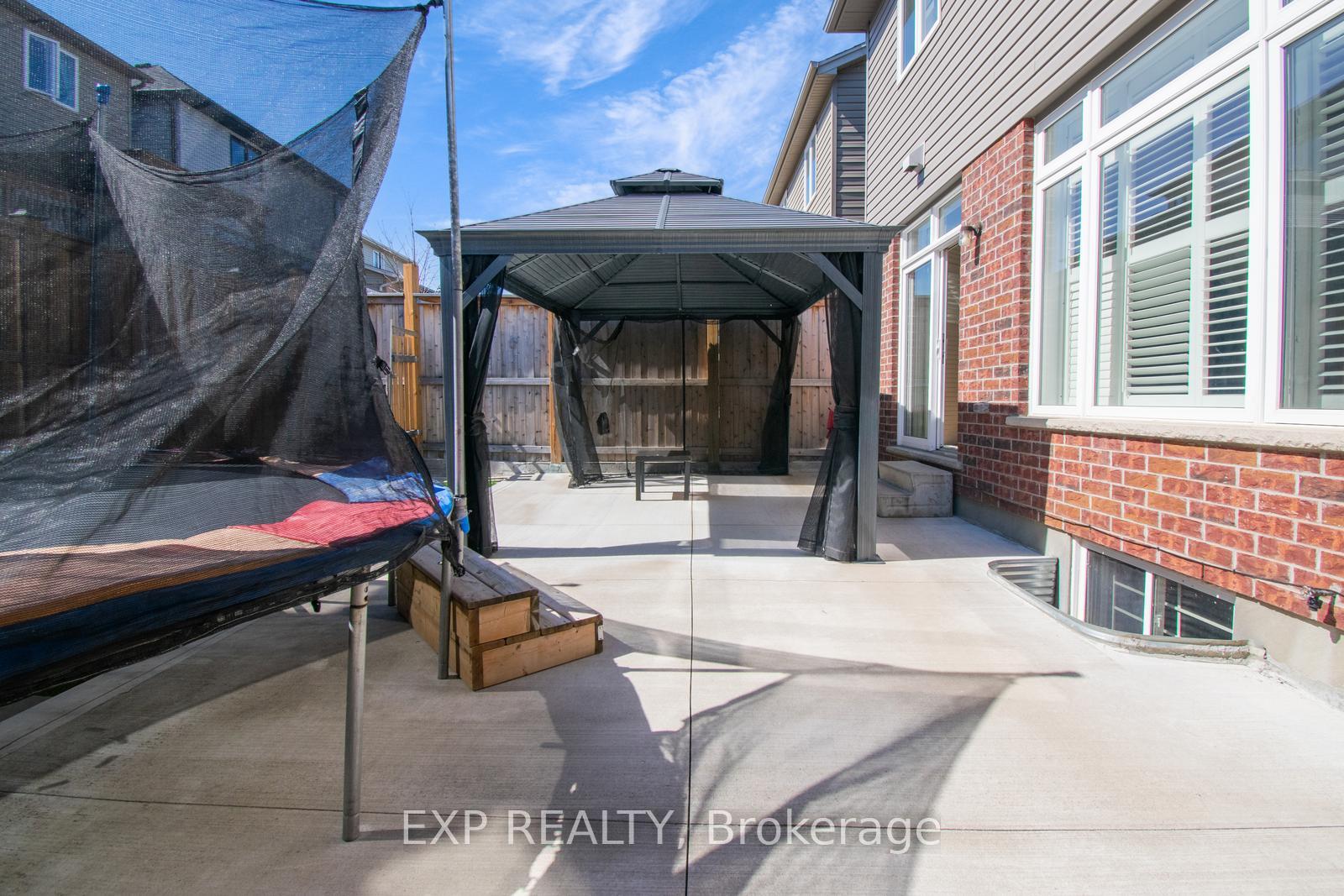 Photo 48 of 14 Willowrun Drive, Kitchener, Grand River South — HOMEH