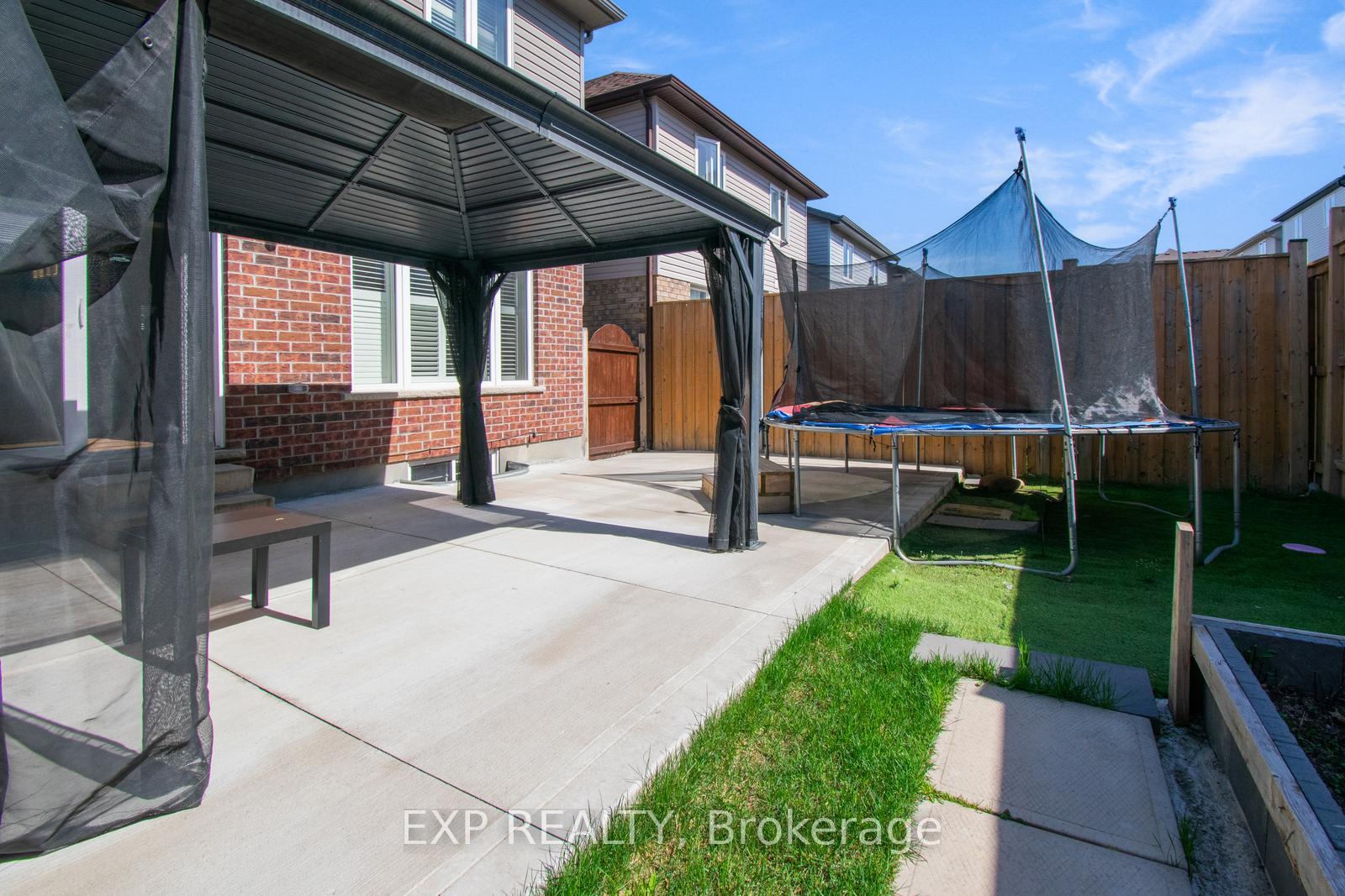 Photo 49 of 14 Willowrun Drive, Kitchener, Grand River South — HOMEH