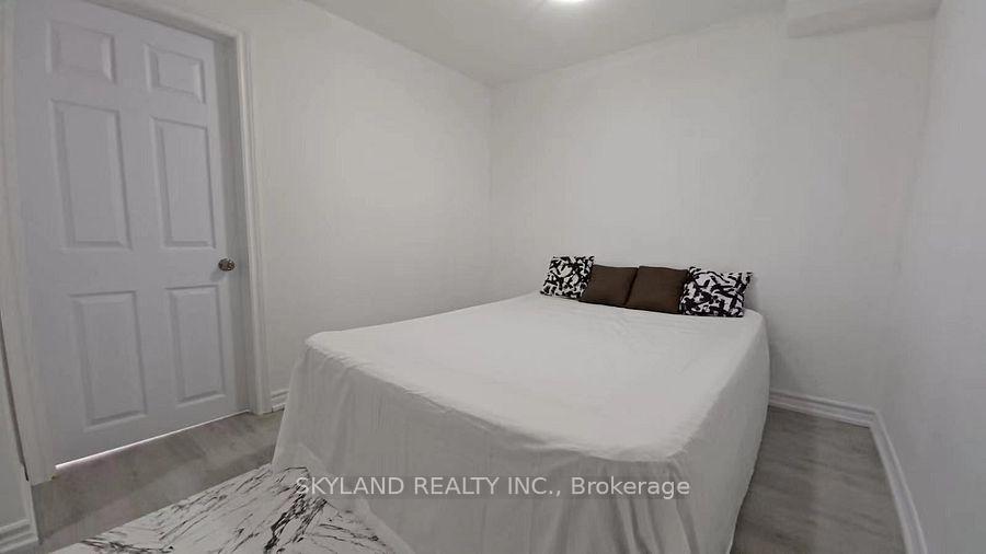 Photo 3 of Unit Bsmt, 71 Trafford Crescent, Markham, Milliken Mills East — HOMEH