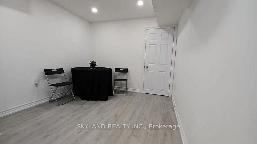 Photo 6 of Unit Bsmt, 71 Trafford Crescent, Markham, Milliken Mills East — HOMEH