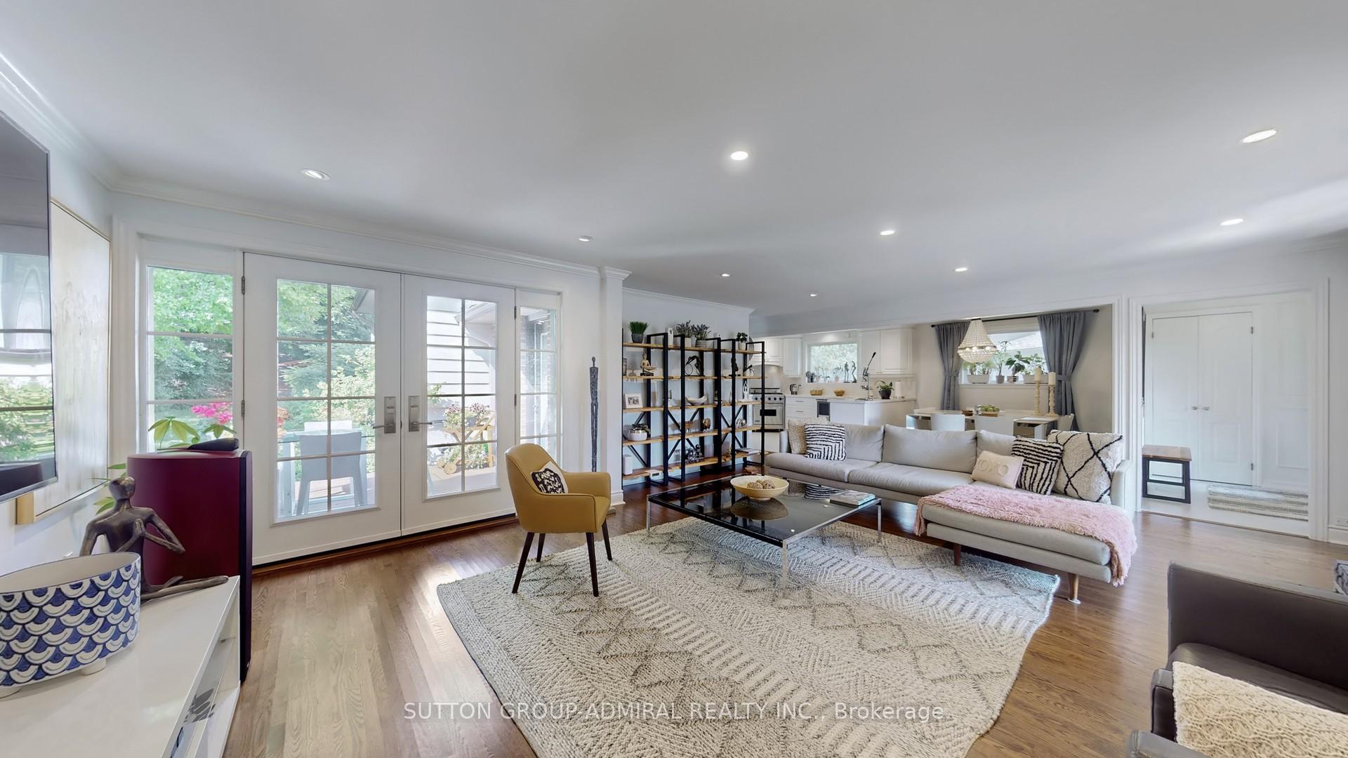 Photo 7 of 38 Blue Spruce Lane, Markham, Royal Orchard — HOMEH