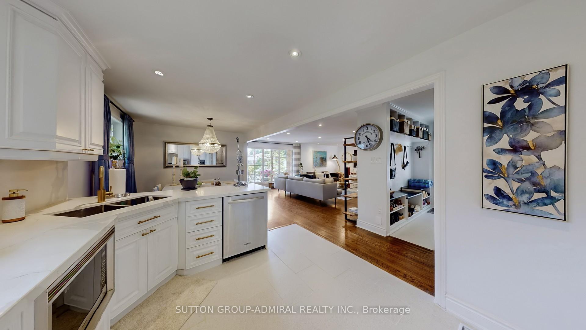 Photo 13 of 38 Blue Spruce Lane, Markham, Royal Orchard — HOMEH